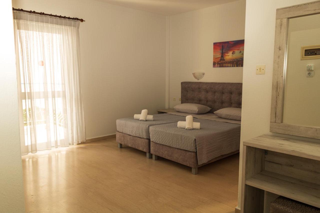 Vicky Apartment Hanioti Exterior photo