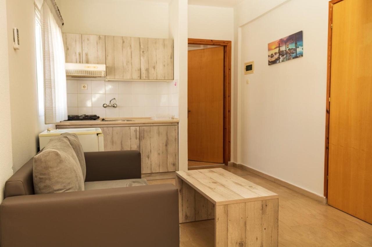 Vicky Apartment Hanioti Exterior photo