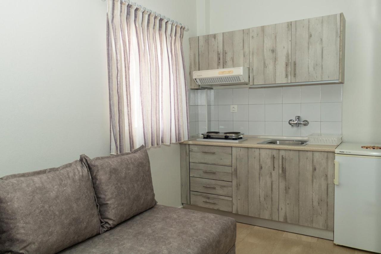 Vicky Apartment Hanioti Exterior photo