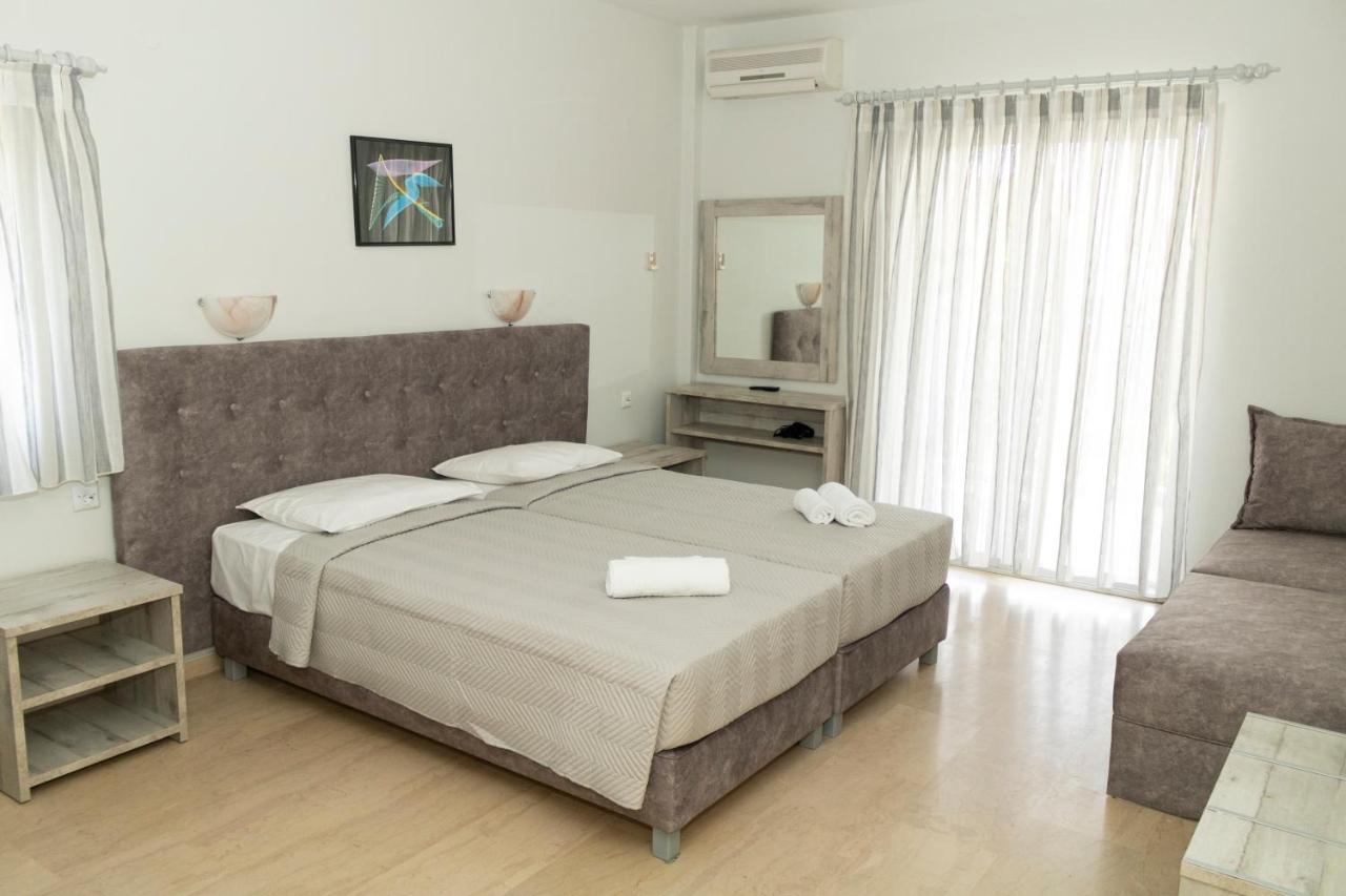Vicky Apartment Hanioti Exterior photo