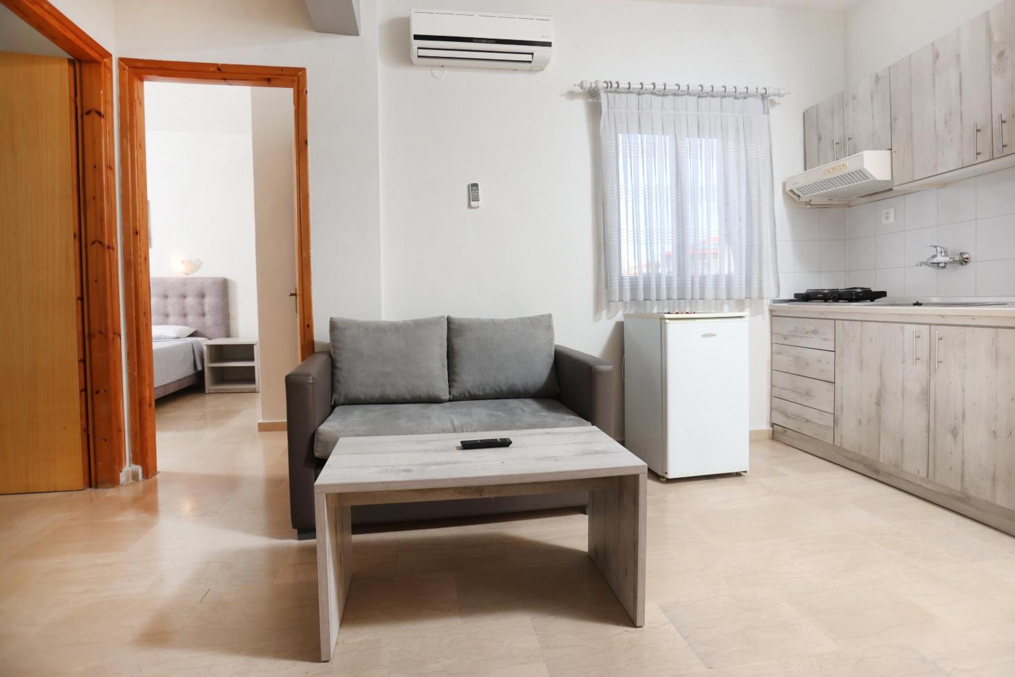 Vicky Apartment Hanioti Exterior photo
